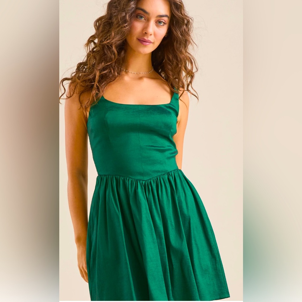 Altar’d State Fletcher Sleeveless Mini Dress Hunter Green Size M